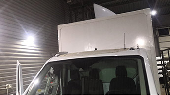 Аккуратный демонтаж спойлера Форд Транзит