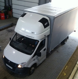 Автомобиль со спальным боксом