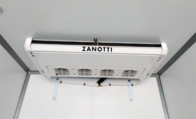 Установлены 4 вентилятора ведущего производителя Spall